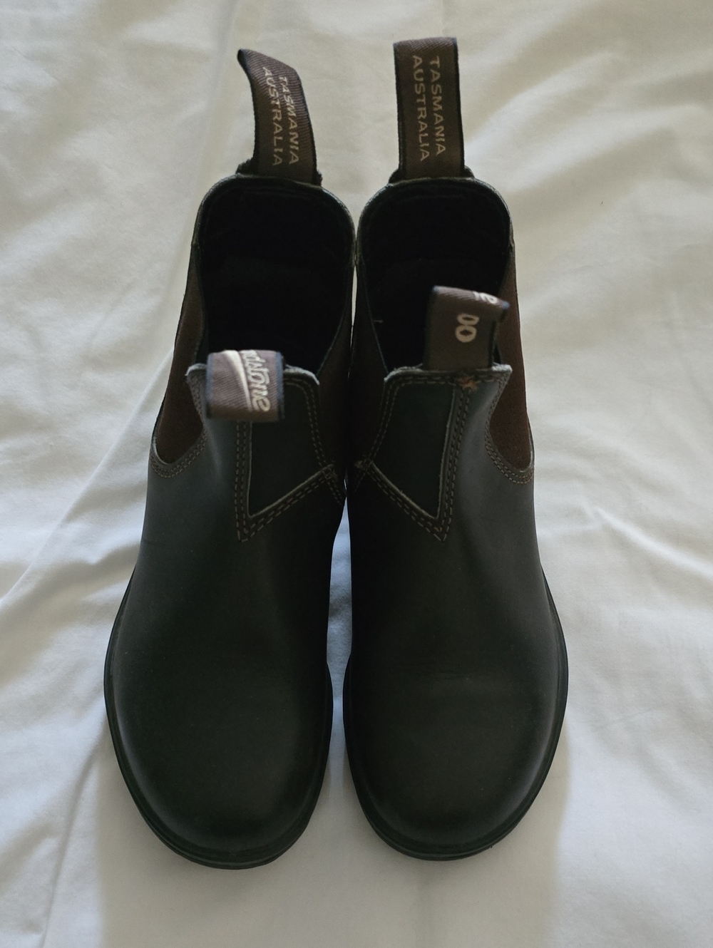 Blundstone Women's Chelsea Boots in Dark Brown and Black
